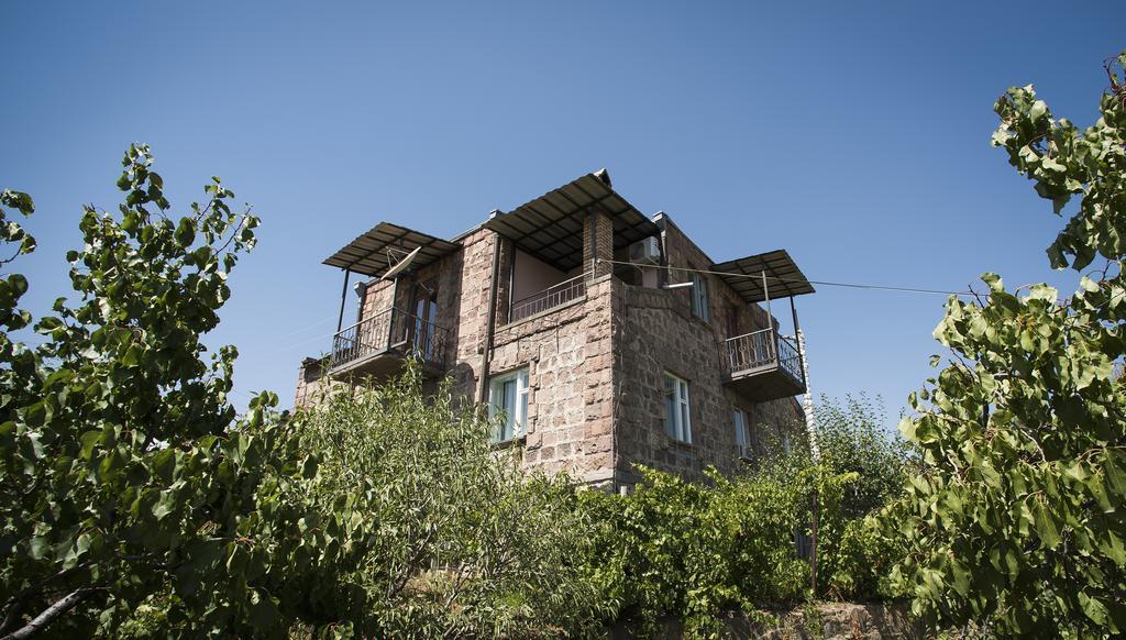 Old Bridge B&B Yeghegnadzor Exterior foto